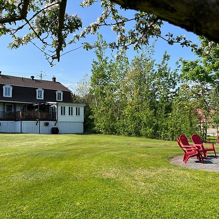 Petite Plaisance Appartements La Malbaie Exteriör bild
