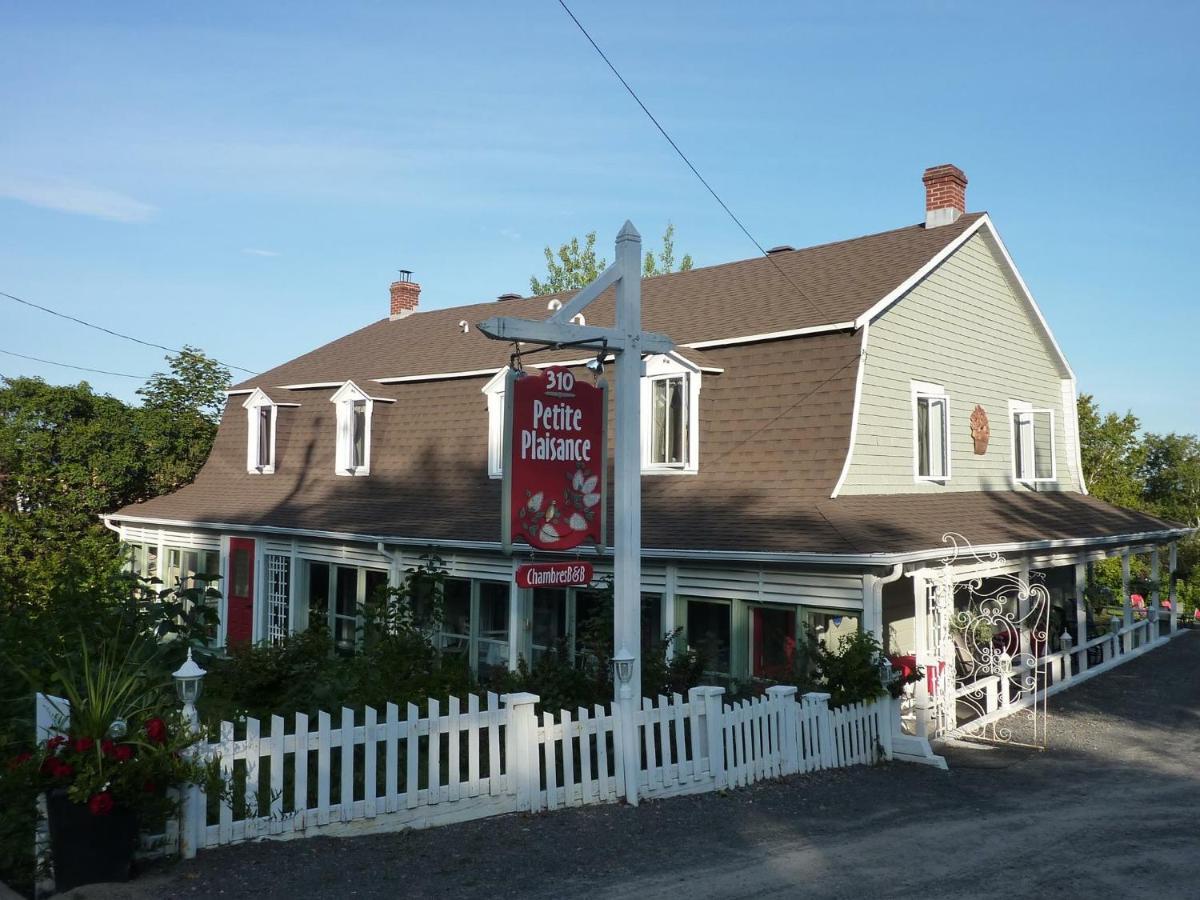 Petite Plaisance Appartements La Malbaie Exteriör bild