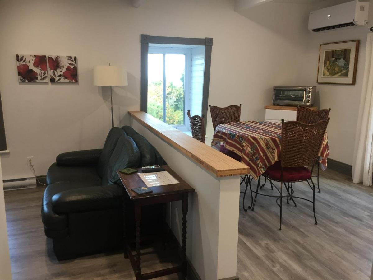Petite Plaisance Appartements La Malbaie Exteriör bild